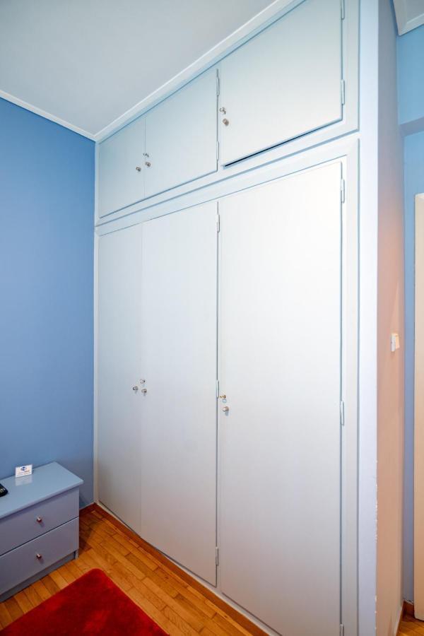 Victoria Train Station 1 Bedroom 5 Pers Atenas Exterior foto